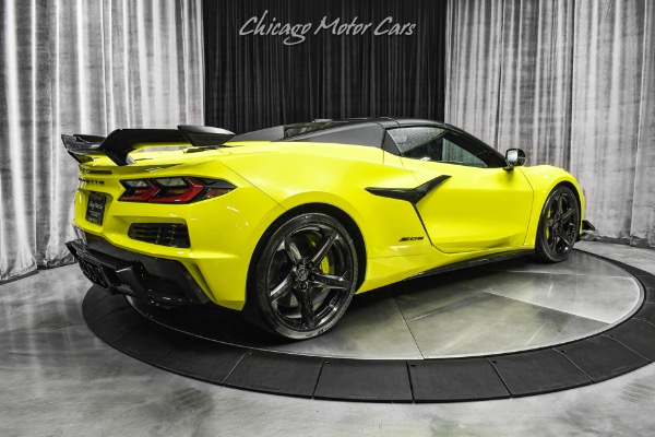 Used-2023-Chevrolet-Corvette-Z06-3LZ-Z07-Convt-7-Miles-Carbon-Wheels-Ultimate-Perf-Pack-Carbon-Aero