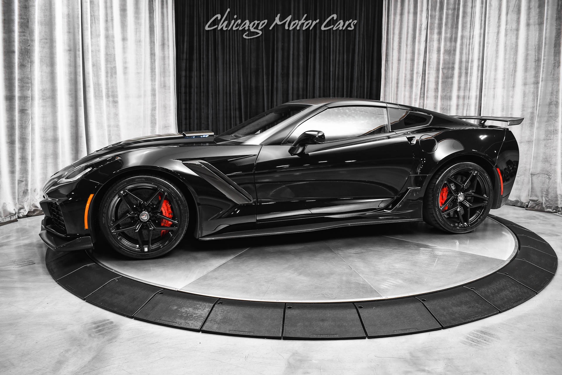 Used 2019 Chevrolet Corvette ZR1 3ZR Loads of Carbon Fiber Only 7K ...