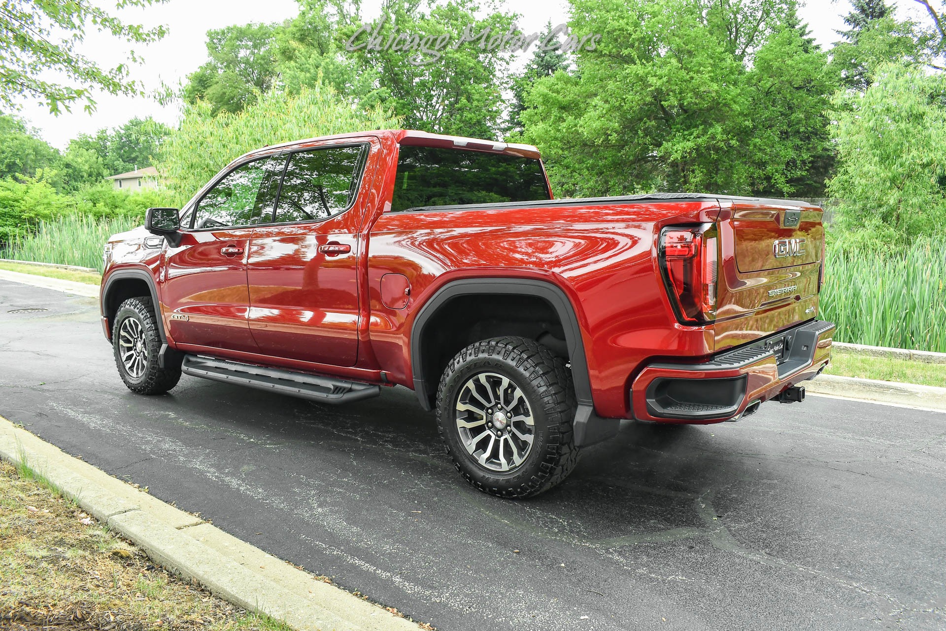 Used 2021 GMC Sierra 1500 AT4 6.2L V8! Crew Cab Pickup! EXCELLENT ...