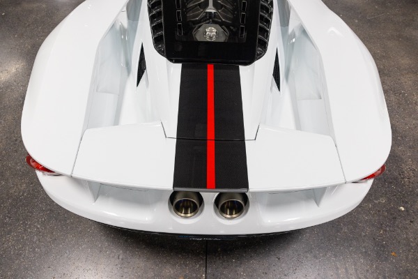 Used-2020-Ford-GT-RARE-Frozen-White-Ext-Carbon-Pkg-Carbon-Graphics-PKG-ONLY-500-Miles