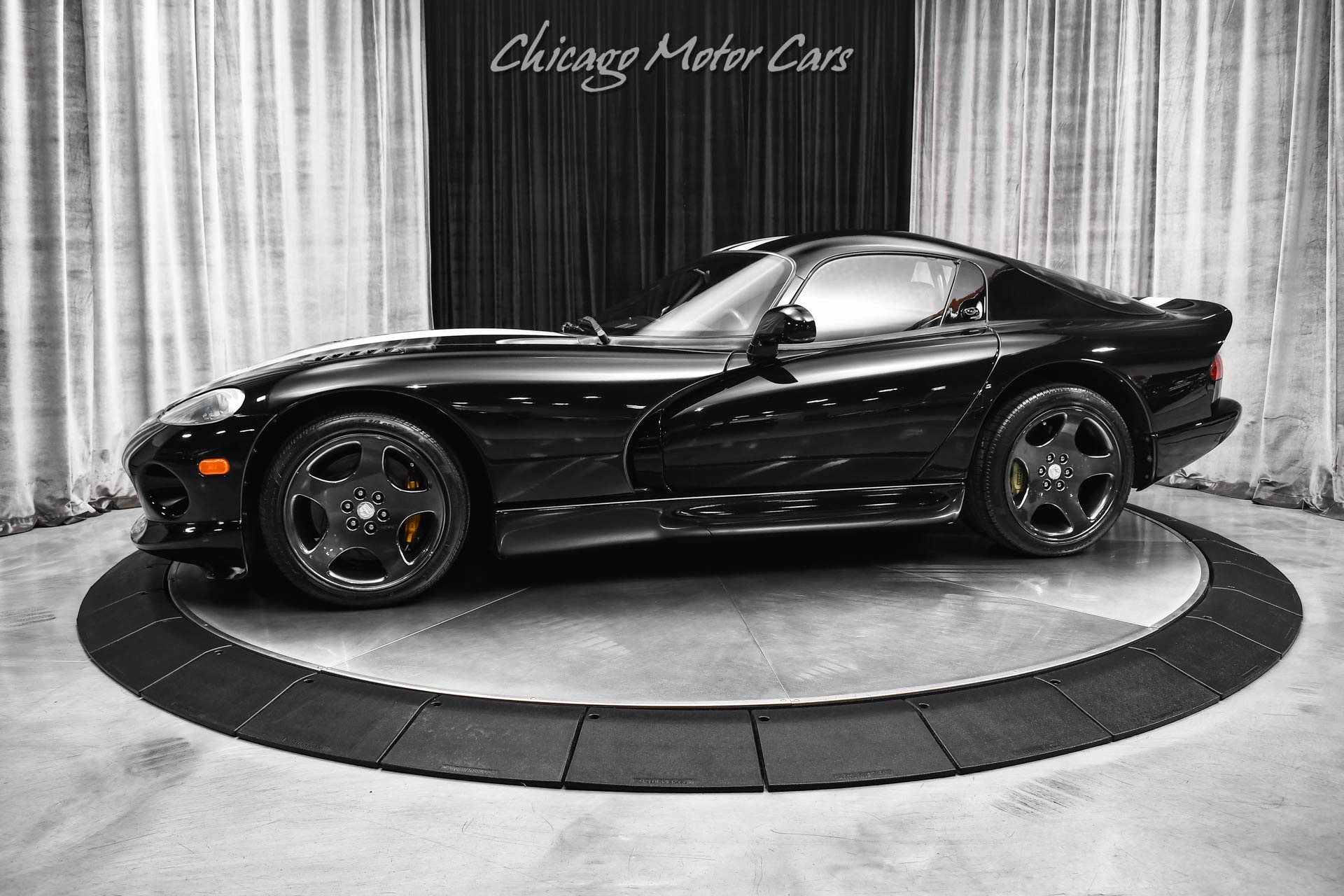 Used-2000-Dodge-Viper-GTS-Only-24k-Miles-6-Speed-Manual-Hot-Color-Combo-Silver-Stripes