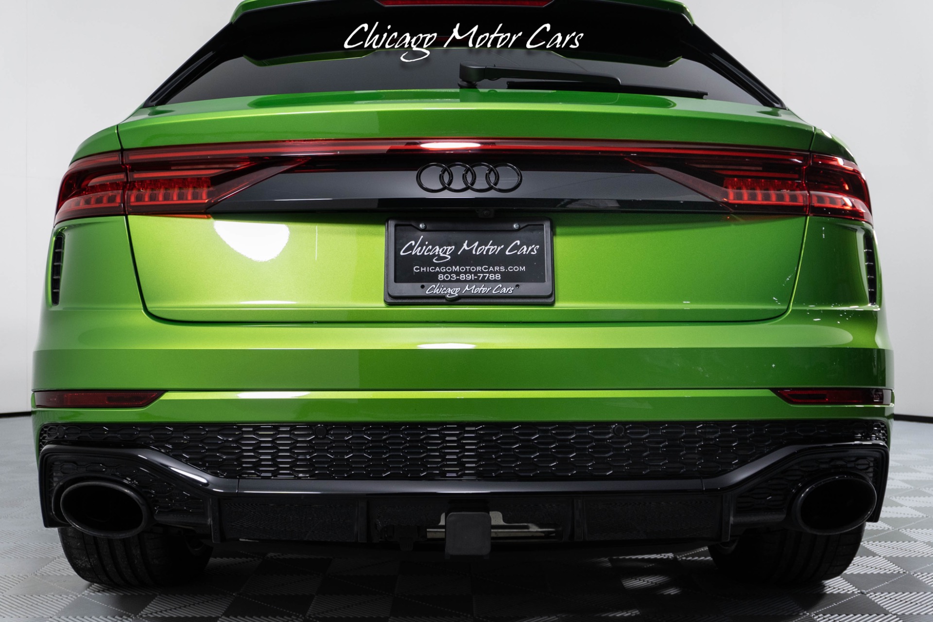 Used-2021-Audi-RS-Q8-40-T-Quattro-RARE-JAVA-GREEN-AUDI-EXCLUSIVE-COLOR-B-O-3D-AUDIO-SPORT-EXHAUST