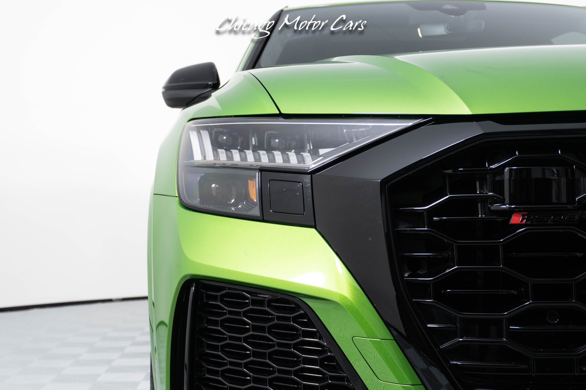 Used-2021-Audi-RS-Q8-40-T-Quattro-RARE-JAVA-GREEN-AUDI-EXCLUSIVE-COLOR-B-O-3D-AUDIO-SPORT-EXHAUST