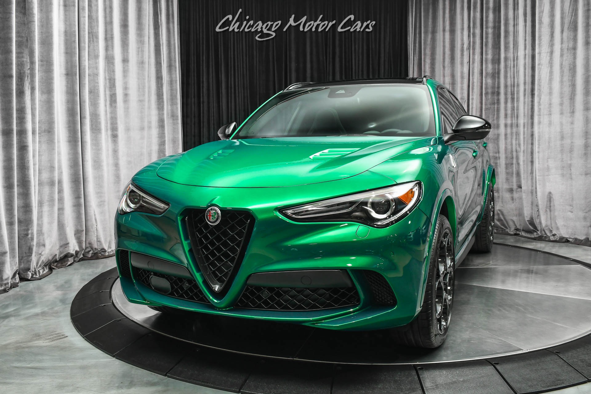 Used-2023-Alfa-Romeo-Stelvio-Quadrifoglio-Only-331-Miles-Huge-MSRP-96400-Hot-Color-Combo