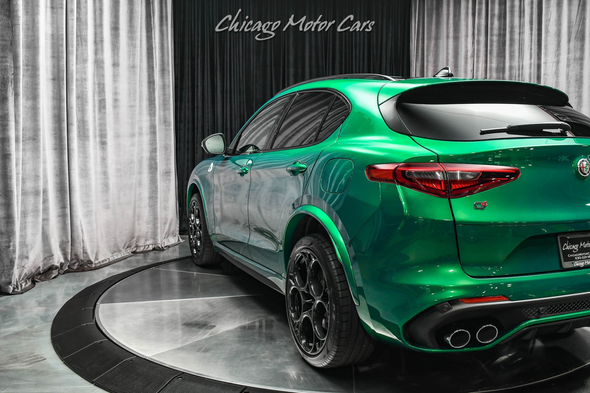 Used-2023-Alfa-Romeo-Stelvio-Quadrifoglio-Only-331-Miles-Huge-MSRP-96400-Hot-Color-Combo