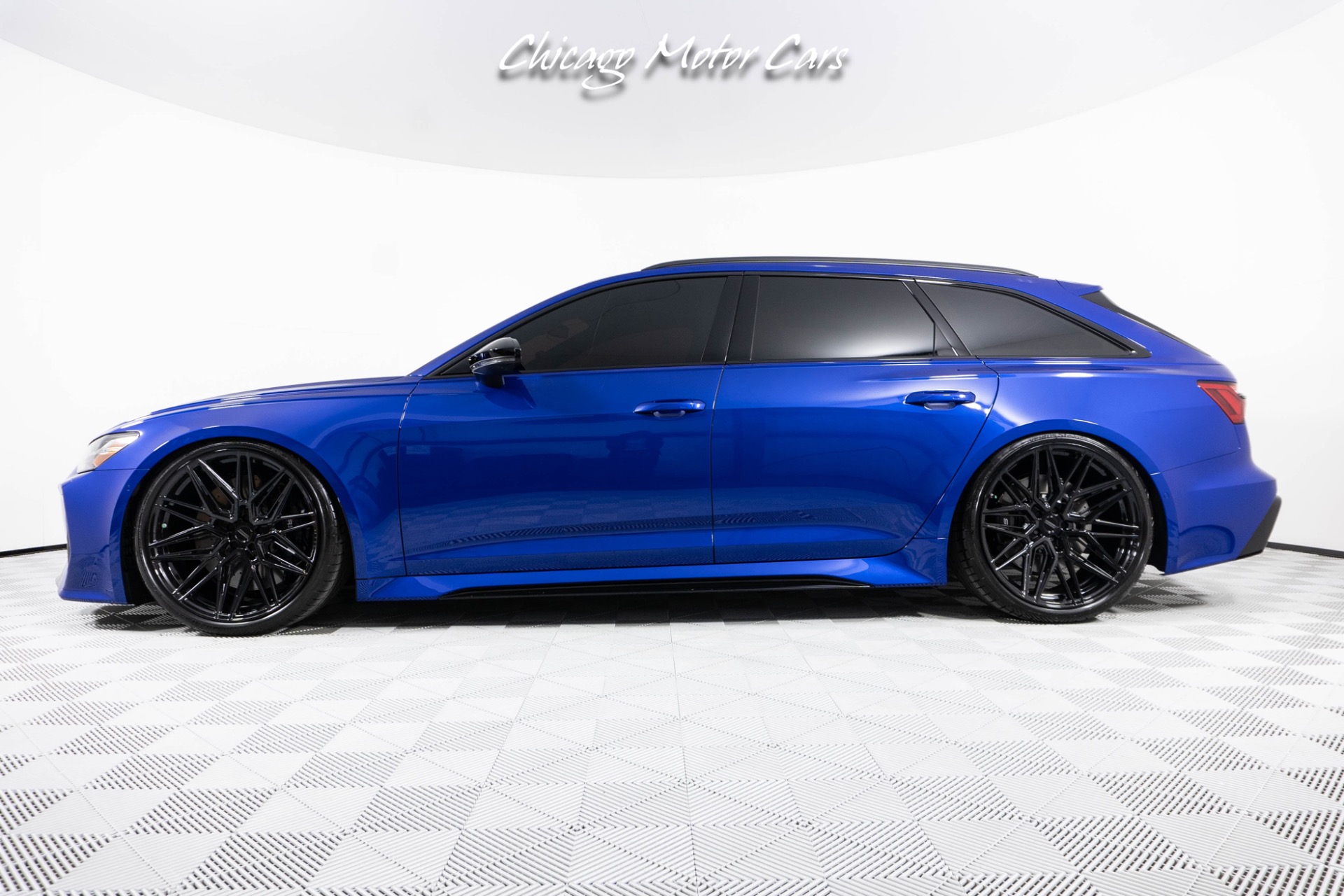 Used-2023-Audi-RS6-Avant-Only-70-Miles-Vossen-Wheels-Upgrades-Lowered-Loaded