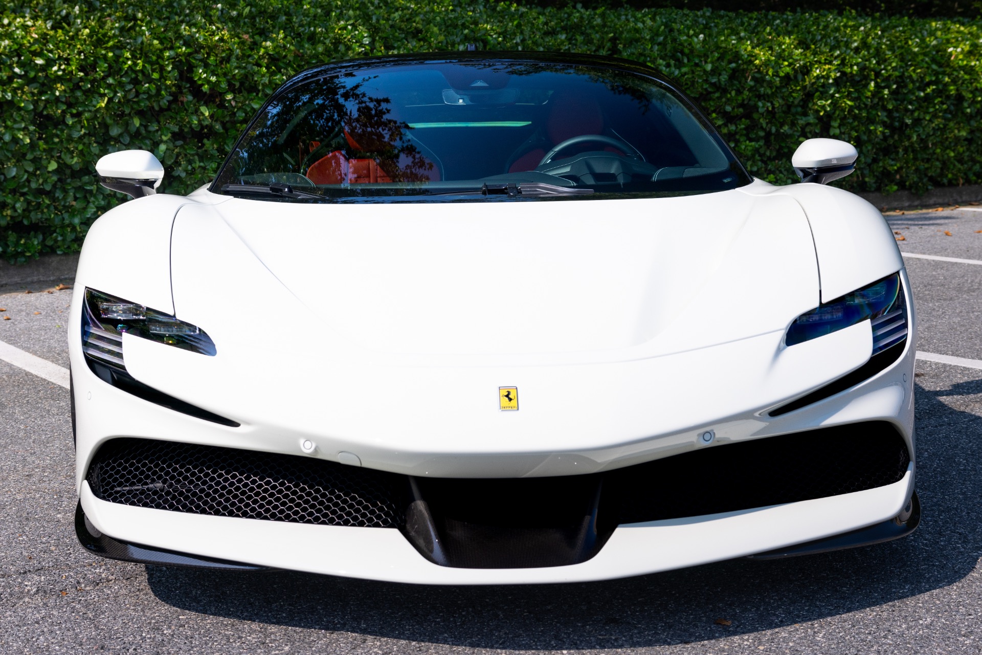 Used-2022-Ferrari-SF90-Stradale-Only-352-Miles-Carbon-Fiber-Race-Seats-Hottest-Color-Combo-Pristine-Example