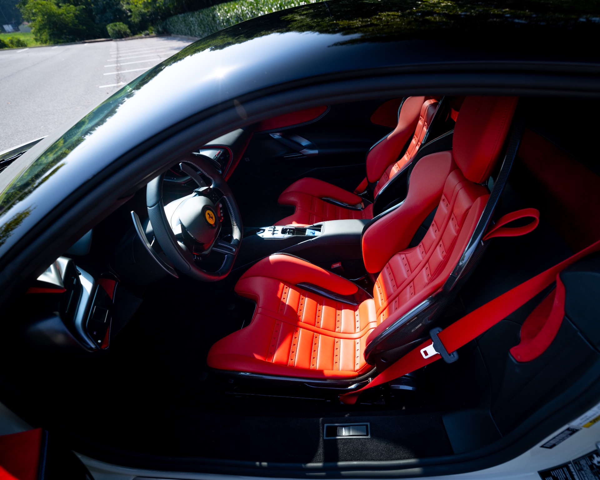 Used-2022-Ferrari-SF90-Stradale-Only-352-Miles-Carbon-Fiber-Race-Seats-Hottest-Color-Combo-Pristine-Example