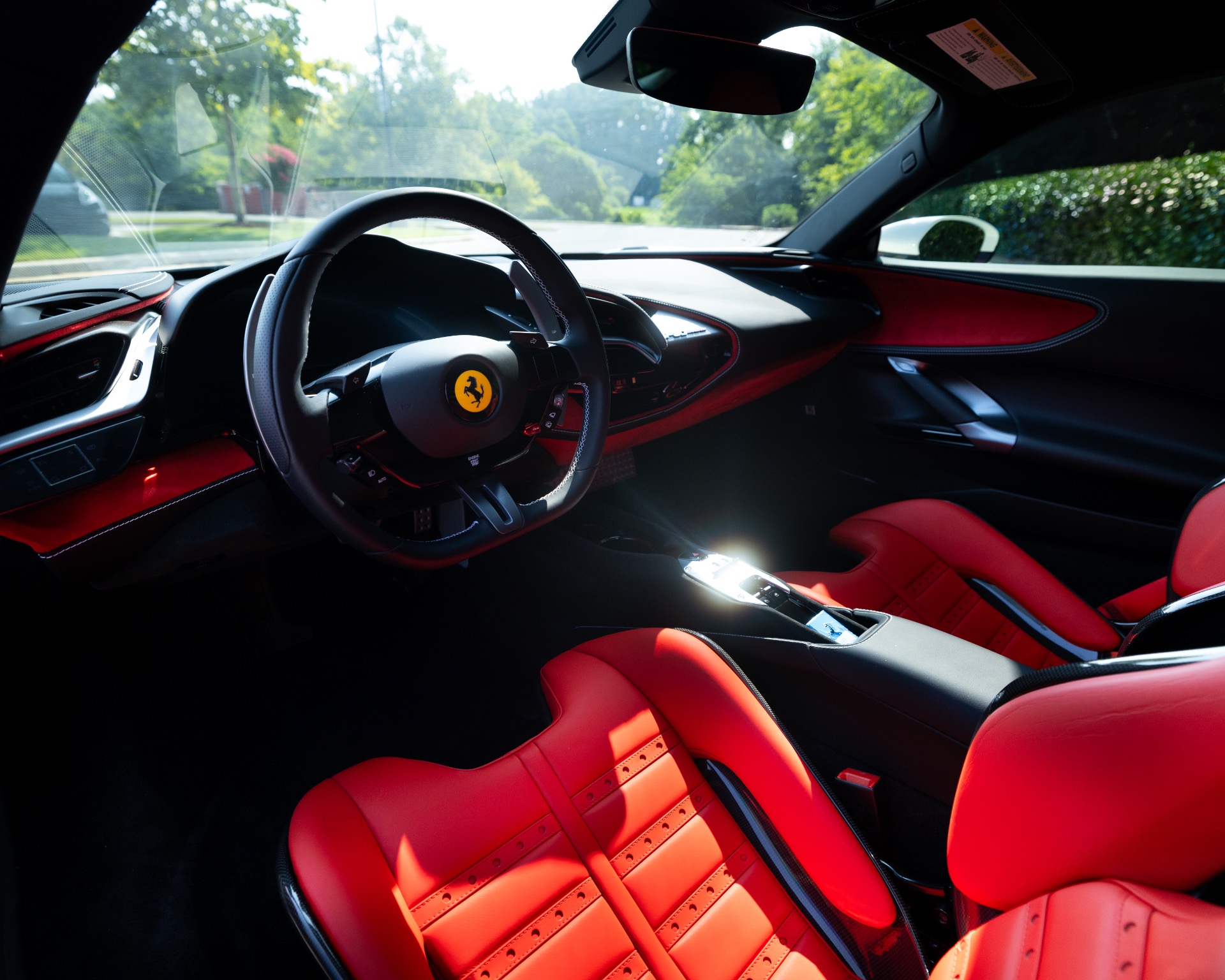 Used-2022-Ferrari-SF90-Stradale-Only-352-Miles-Carbon-Fiber-Race-Seats-Hottest-Color-Combo-Pristine-Example