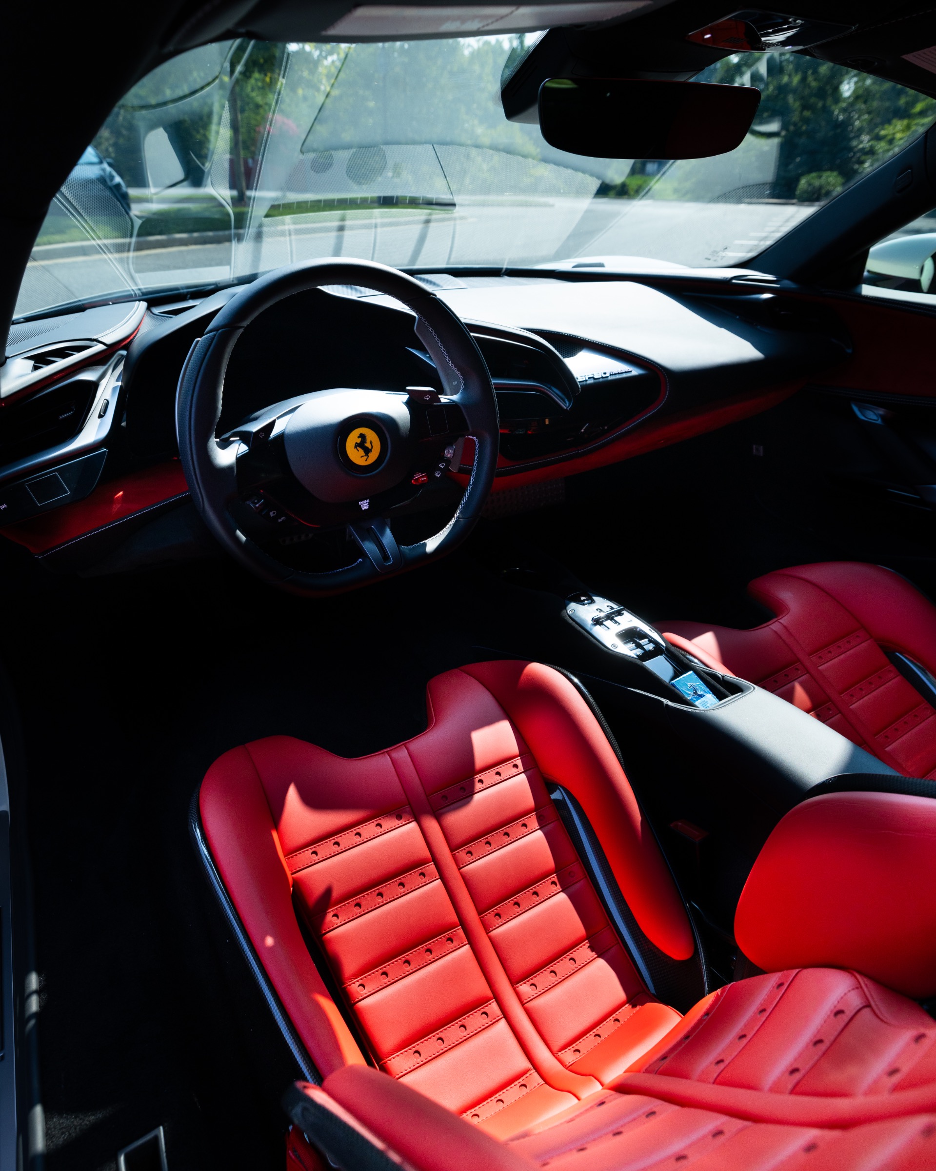 Used-2022-Ferrari-SF90-Stradale-Only-352-Miles-Carbon-Fiber-Race-Seats-Hottest-Color-Combo-Pristine-Example