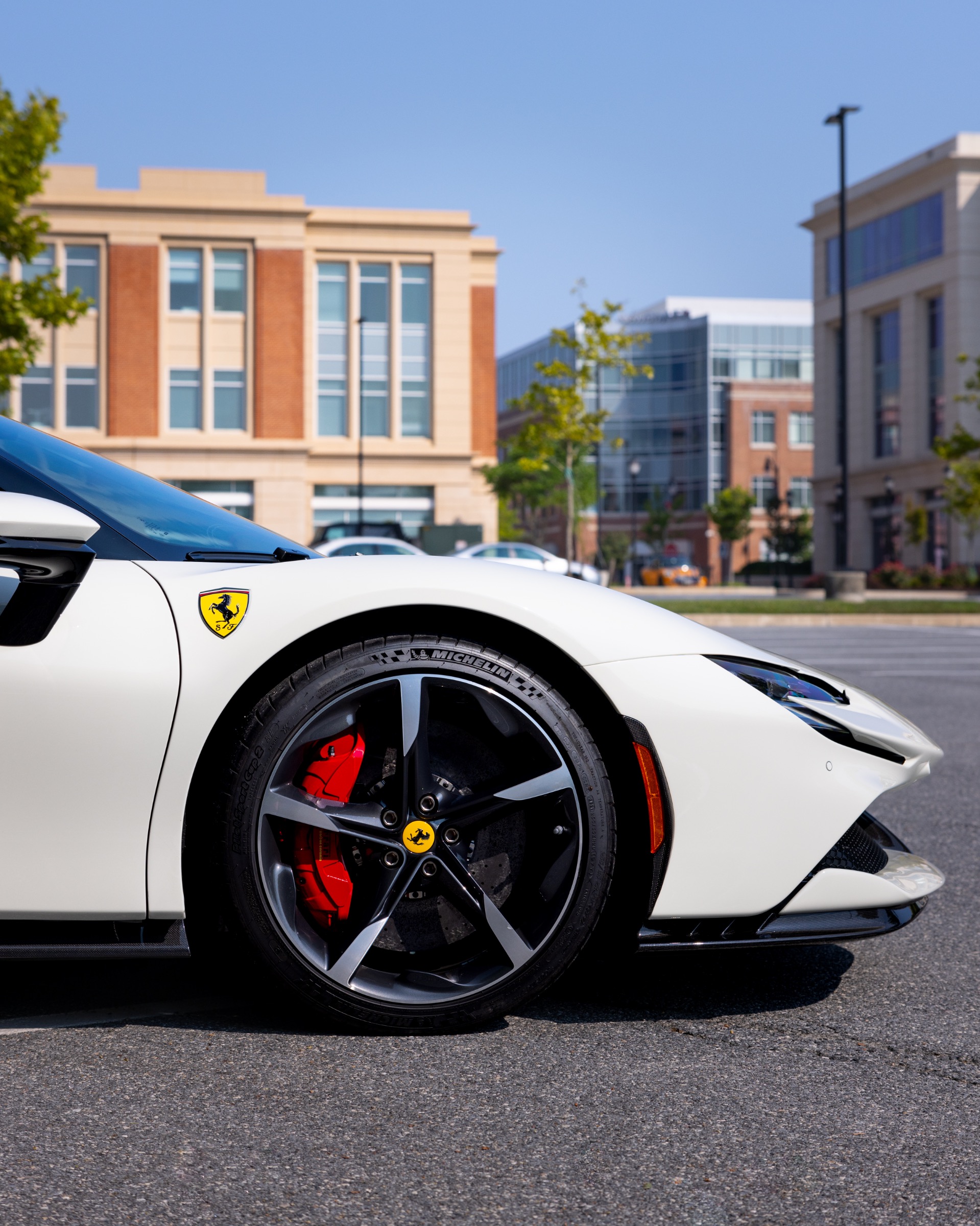 Used-2022-Ferrari-SF90-Stradale-Only-352-Miles-Carbon-Fiber-Race-Seats-Hottest-Color-Combo-Pristine-Example