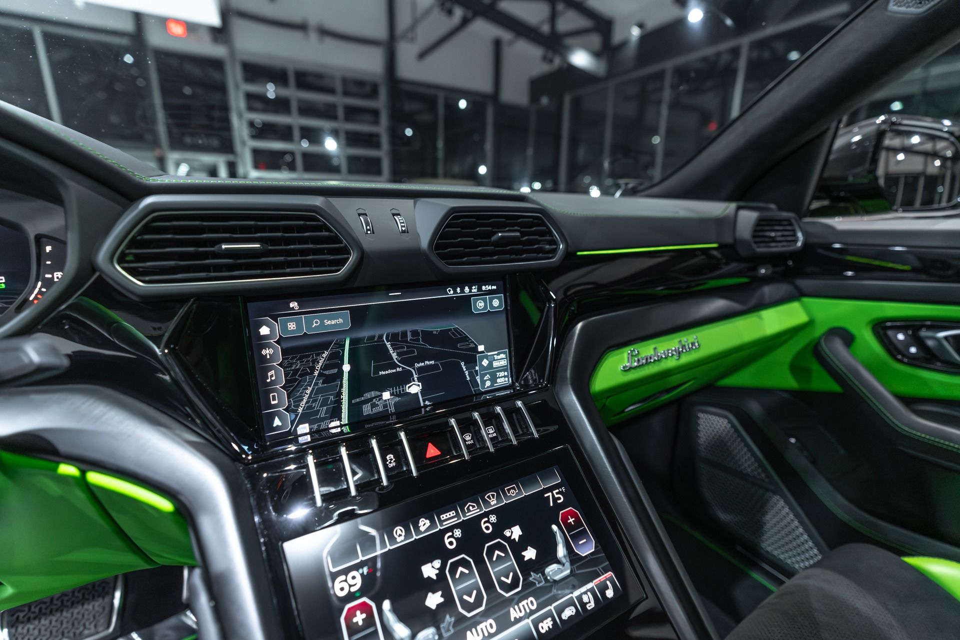 Used-2022-Lamborghini-Urus-SUV-Verde-Mantis-1016-Carbon-Fiber-WIDEBODY-Ryft-Exhaust-B-O-3D-LOADED