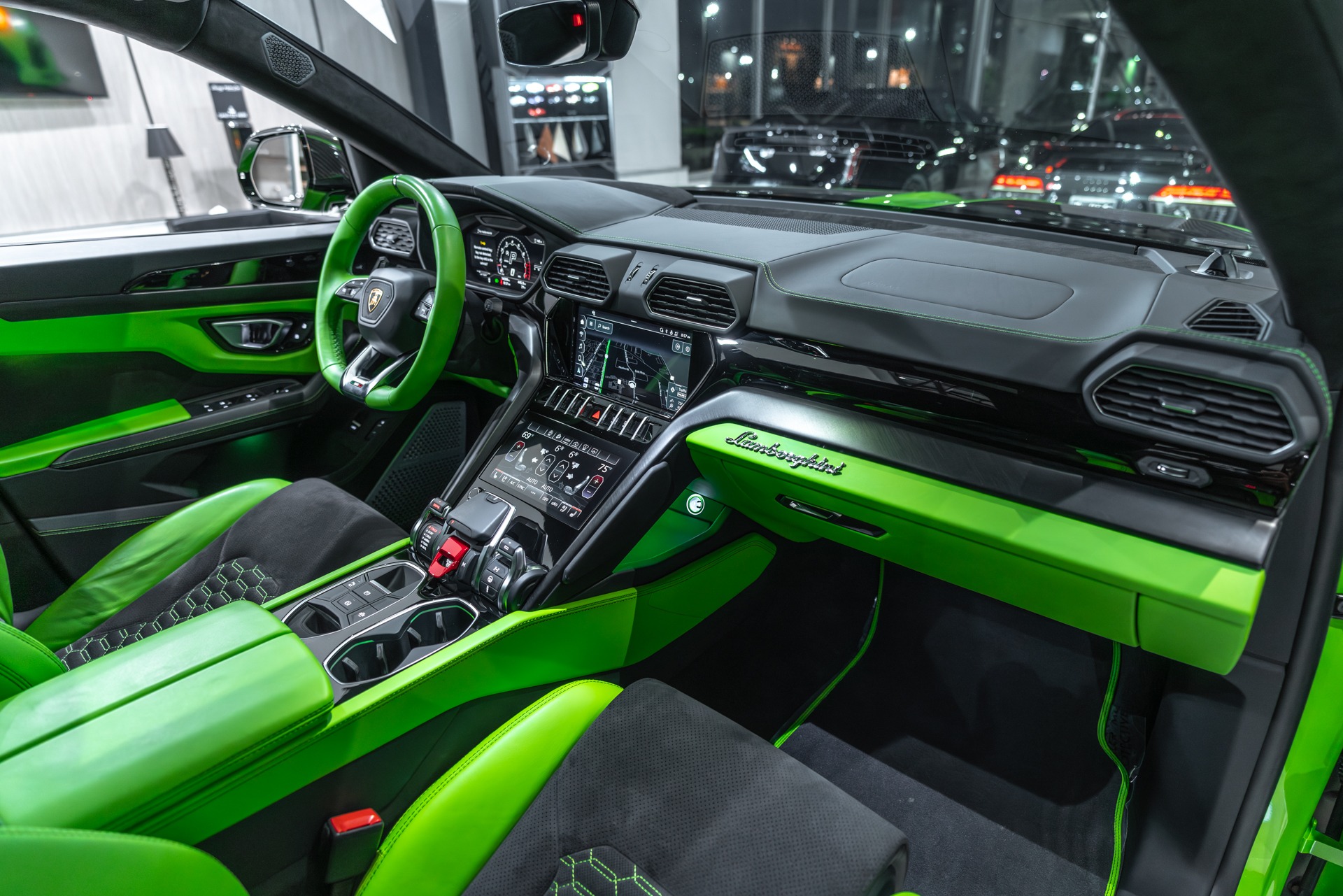 Used-2022-Lamborghini-Urus-SUV-Verde-Mantis-1016-Carbon-Fiber-WIDEBODY-Ryft-Exhaust-B-O-3D-LOADED