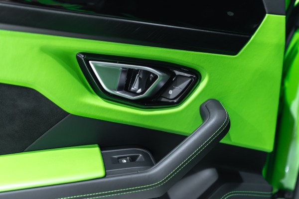 Used-2022-Lamborghini-Urus-SUV-Verde-Mantis-1016-Carbon-Fiber-WIDEBODY-Ryft-Exhaust-B-O-3D-LOADED