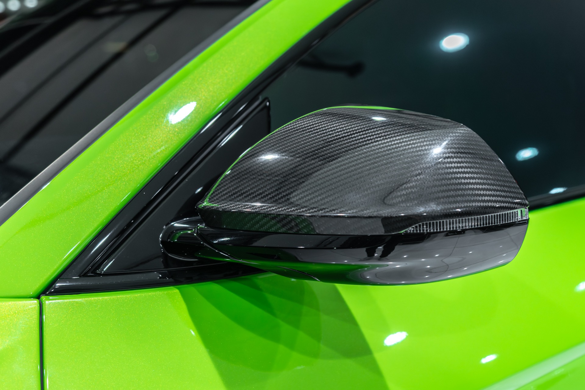 Used-2022-Lamborghini-Urus-SUV-Verde-Mantis-1016-Carbon-Fiber-WIDEBODY-Ryft-Exhaust-B-O-3D-LOADED