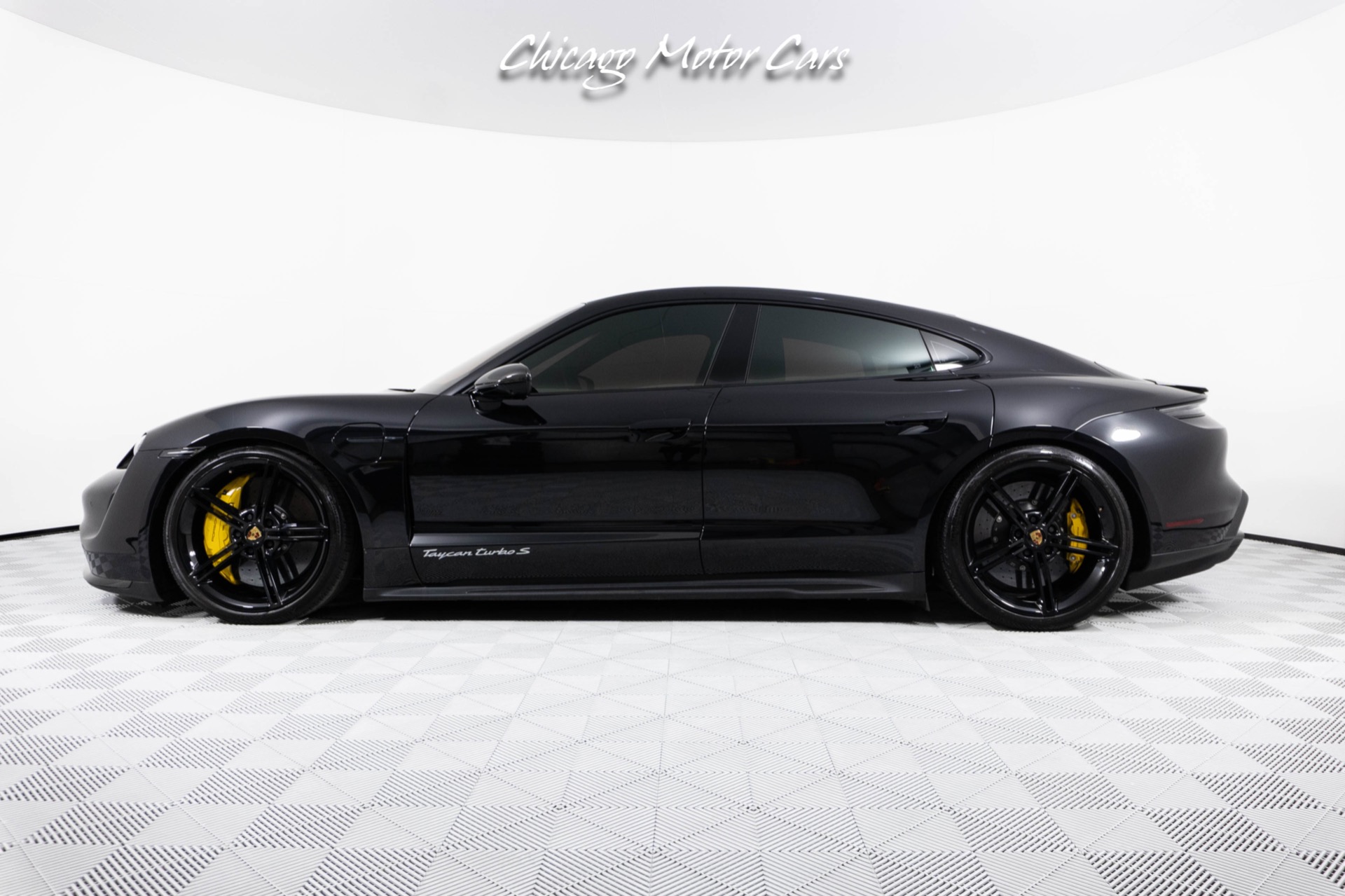 Used-2021-Porsche-Taycan-TURBO-S-PPF---Ceramic-Coating-Premium-Package-Carbon-Fiber-Trim-Loaded