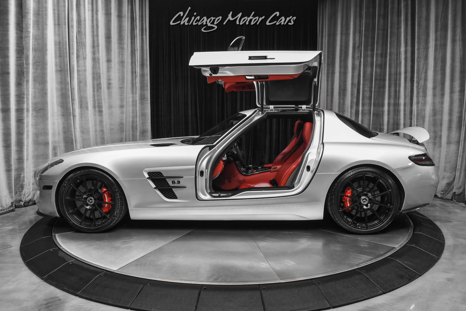 Used-2011-Mercedes-Benz-SLS-AMG-Gullwing-Coupe-RARE-HOT-Spec-TONS-of-Carbon-Fiber-AMG-Suspension