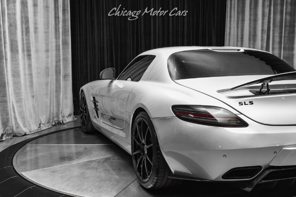 Used-2011-Mercedes-Benz-SLS-AMG-Gullwing-Coupe-RARE-HOT-Spec-TONS-of-Carbon-Fiber-AMG-Suspension