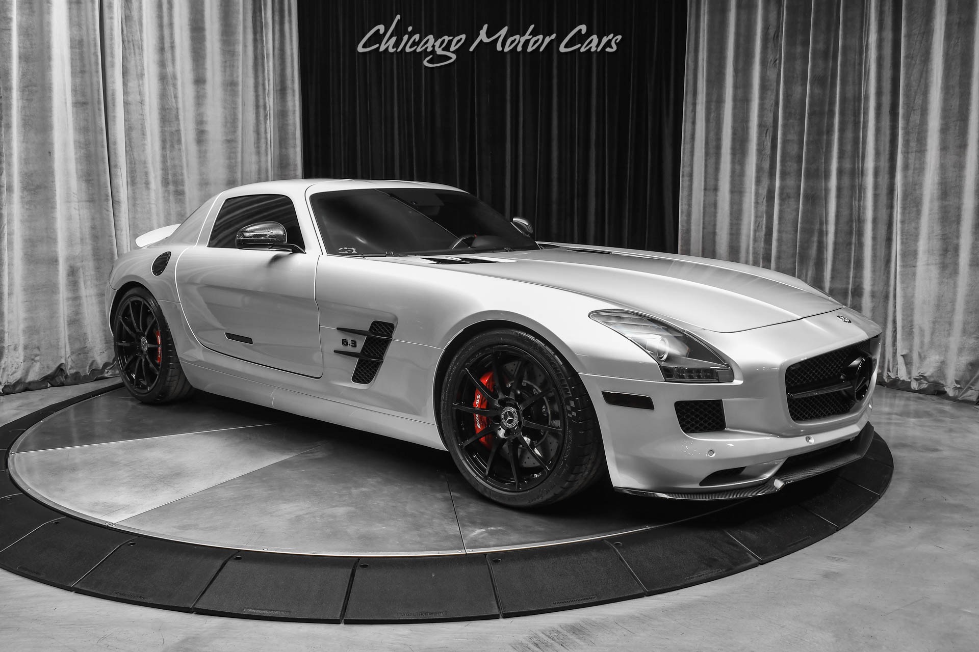 Used-2011-Mercedes-Benz-SLS-AMG-Gullwing-Coupe-RARE-HOT-Spec-TONS-of-Carbon-Fiber-AMG-Suspension