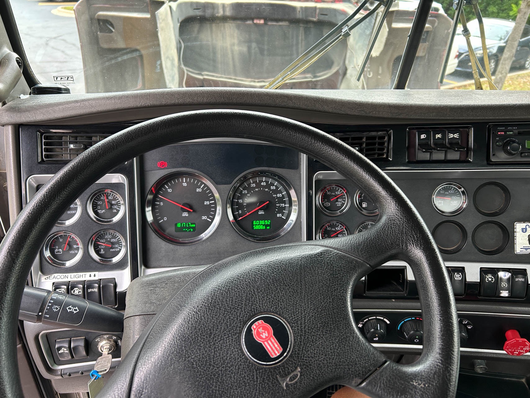 Used-2008-Kenworth-T800