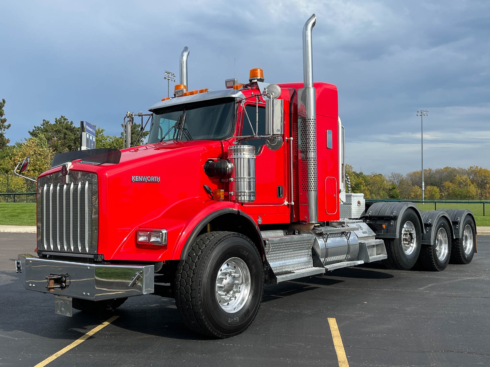 Used-2017-Kenworth-T800