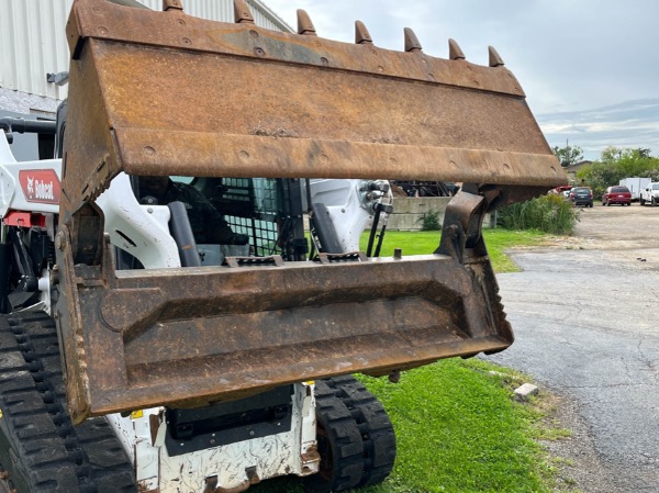 Used-2021-Bobcat-T66-Loader