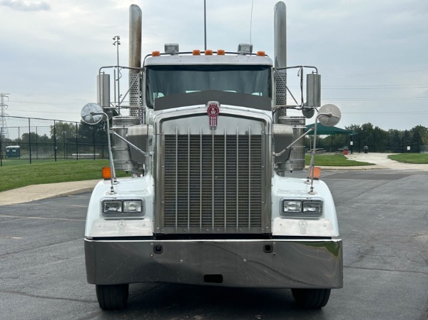 Used-2012-Kenworth-W900