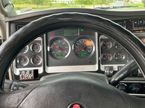 Used-2012-Kenworth-W900