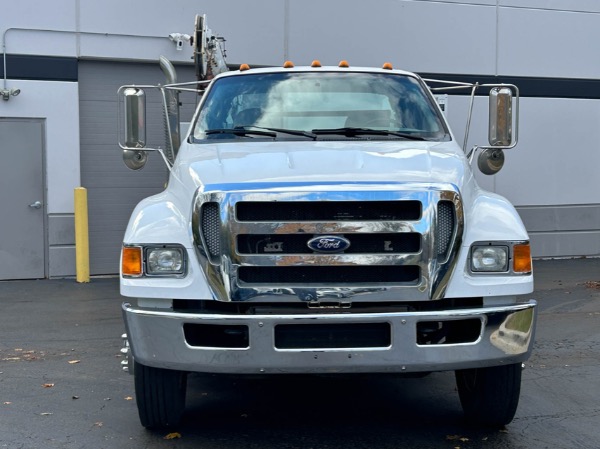 Used-2007-Ford-F-750-XLT-Service-Truck