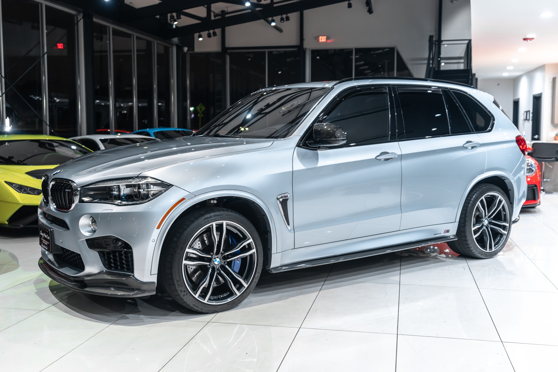 Used-2018-BMW-X5-M-SUV-Executive-Package-Full-Merino-Leather-Panoramic-Sunroof-Carbon-Trim