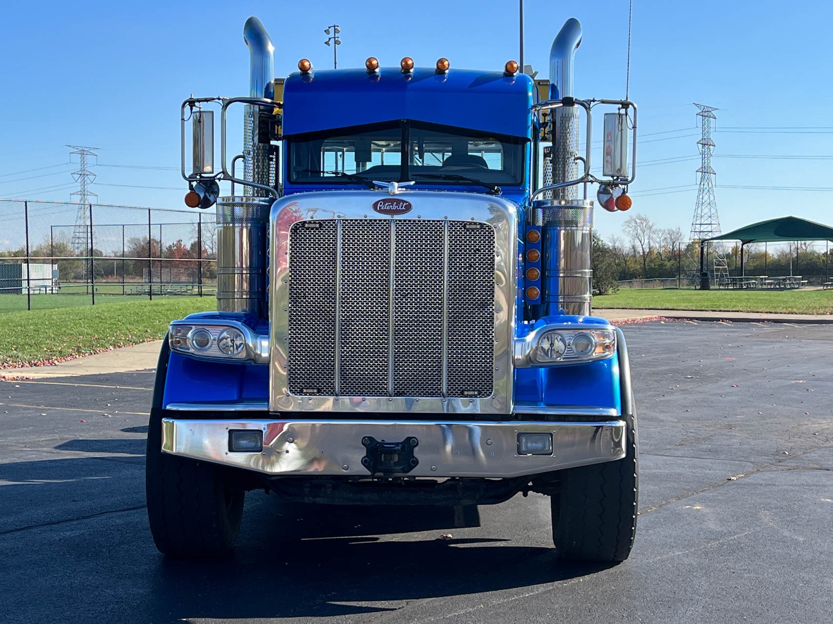 Used-2020-Peterbilt-389