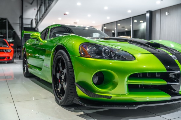 Used-2010-Dodge-Viper-SRT-10-ACR-Coupe-6-Speed-Manual-Snakeskin-Green-Pearl-LOW-Miles-RARE