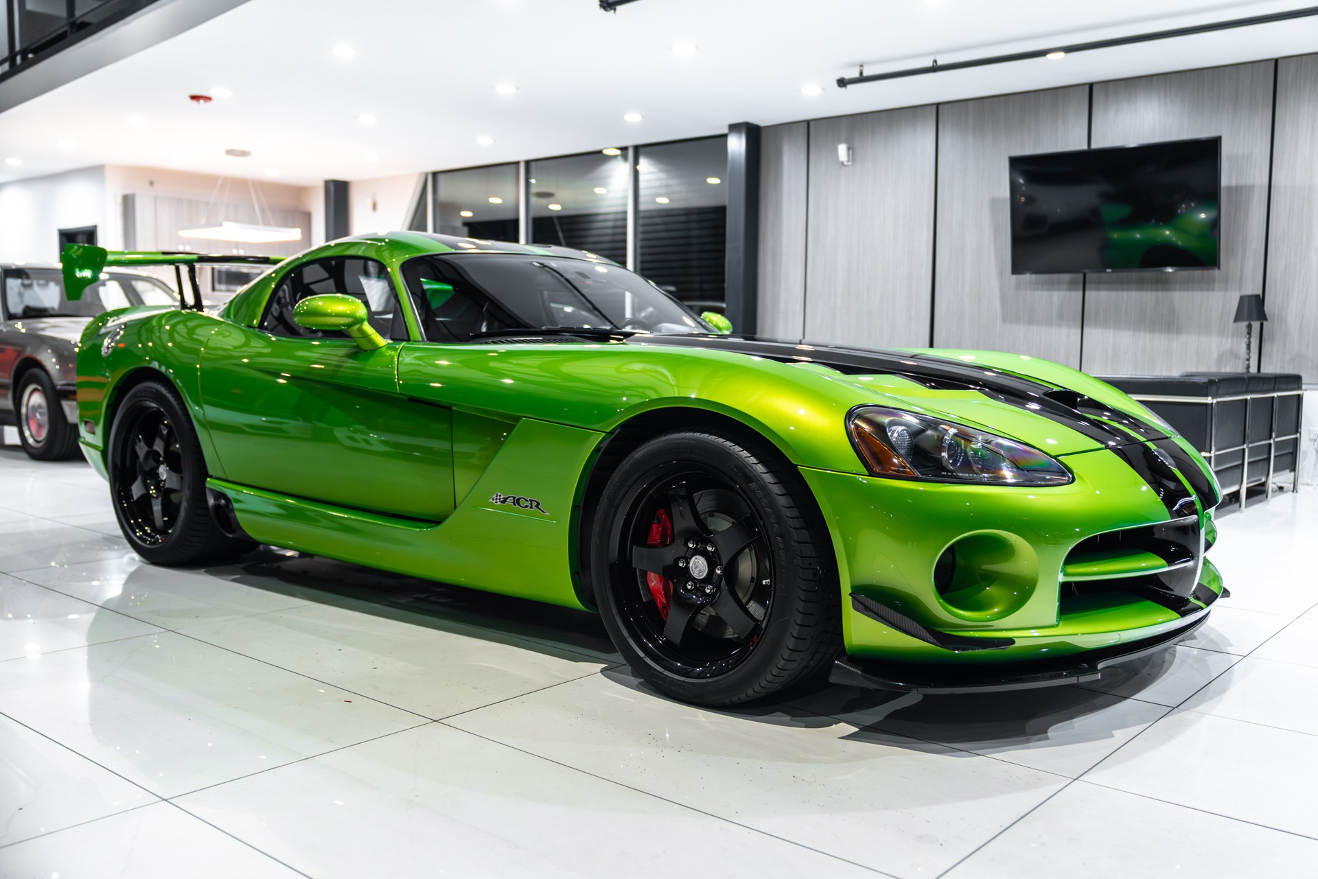 Used-2010-Dodge-Viper-SRT-10-ACR-Coupe-6-Speed-Manual-Snakeskin-Green-Pearl-LOW-Miles-RARE