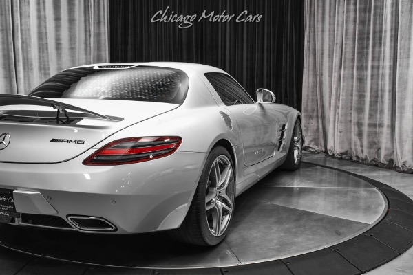 Used-2012-Mercedes-Benz-SLS-AMG-RARE-Gullwing-Coupe-HOT-Color-Combo-Carbon-Fiber-Trim-B-O-ONLY-7k-Miles