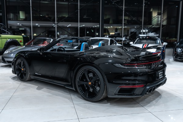 2022 Porsche 911 Turbo S photo 3