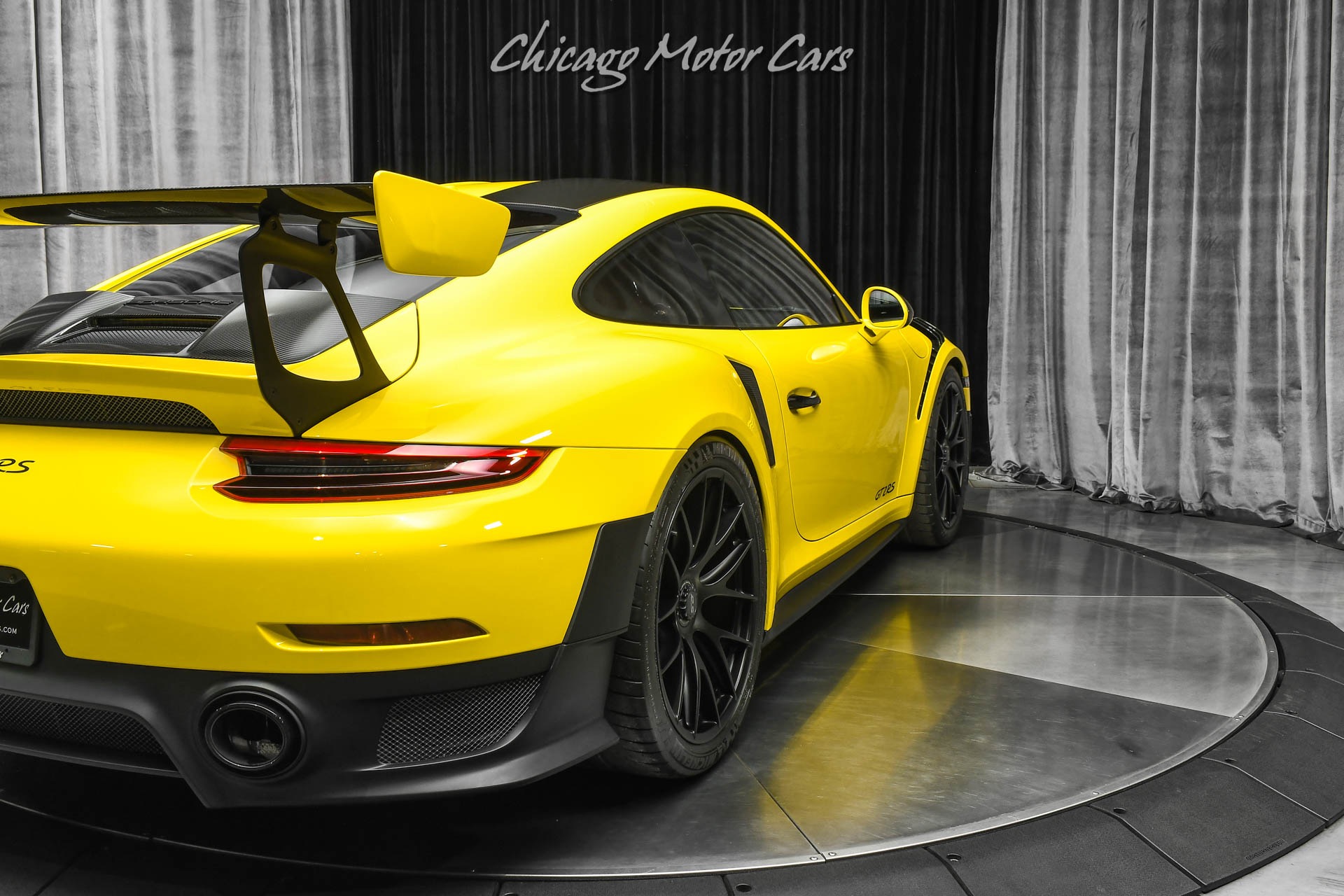 Used 2018 Porsche 911 GT2 RS Weissach Package ONLY 2k Miles! Magnesium  Wheels! Carbon! LOADED! For Sale (Special Pricing) | Chicago Motor Cars  Stock #20576