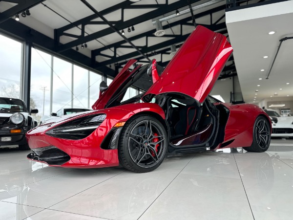 Used-2018-McLaren-720S-Performance-Coupe-TONS-of-Carbon-MSO-Bespoke-Interior-371K-MSRP