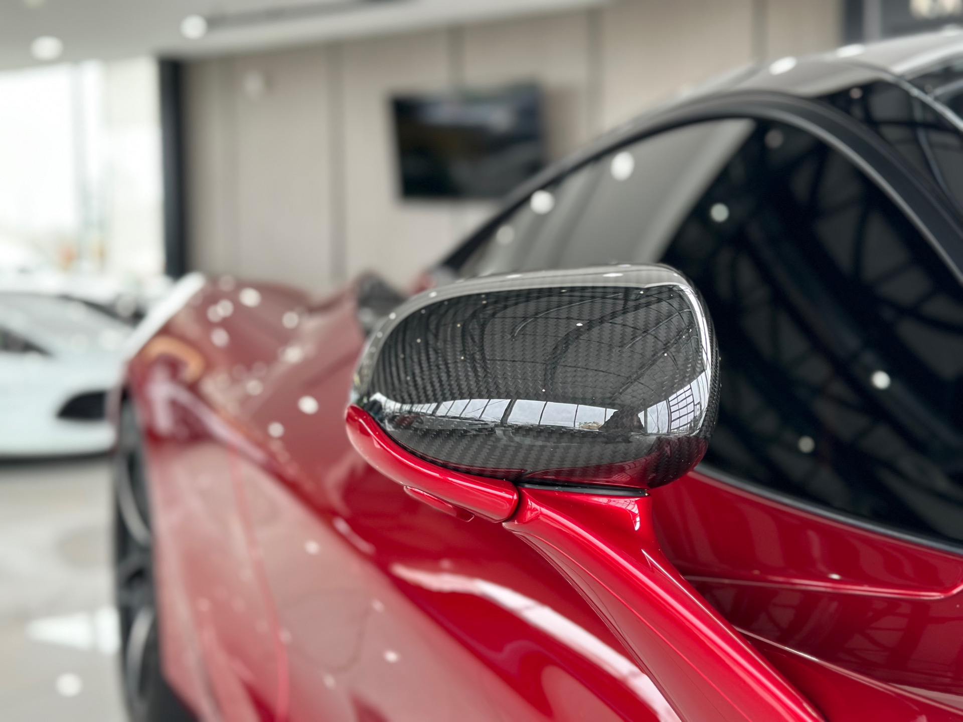 Used-2018-McLaren-720S-Performance-Coupe-TONS-of-Carbon-MSO-Bespoke-Interior-371K-MSRP