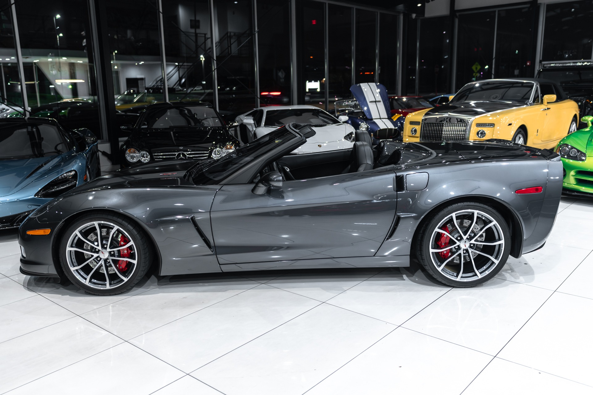 Used-2013-Chevrolet-Corvette-427-Collector-Edition---1SB--Low-Miles---70L-Conv--6-Speed-Manual