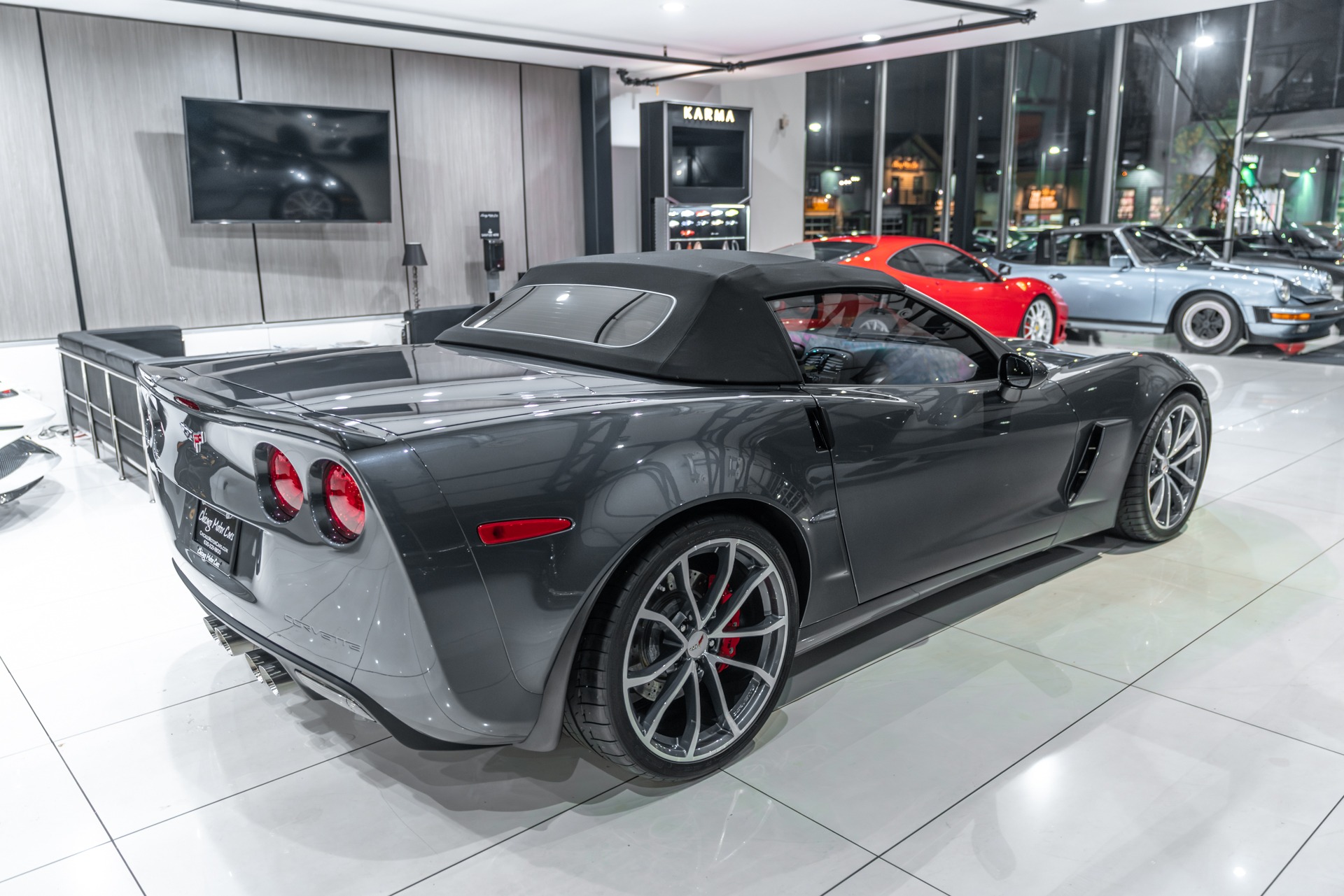 Used-2013-Chevrolet-Corvette-427-Collector-Edition---1SB--Low-Miles---70L-Conv--6-Speed-Manual