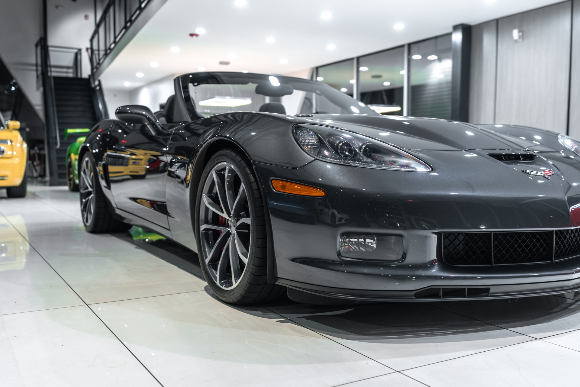 Used-2013-Chevrolet-Corvette-427-Collector-Edition---1SB--Low-Miles---70L-Conv--6-Speed-Manual