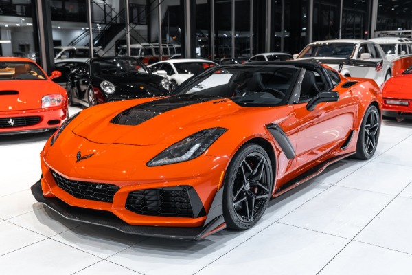 Used-2019-Chevrolet-Corvette-ZR1-3ZR-ZTK-Coupe-Sebring-Orange-Pkg-Only-300-Miles-LOADED