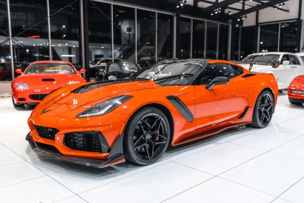 Used-2019-Chevrolet-Corvette-ZR1-3ZR-ZTK-Coupe-Sebring-Orange-Pkg-Only-300-Miles-LOADED