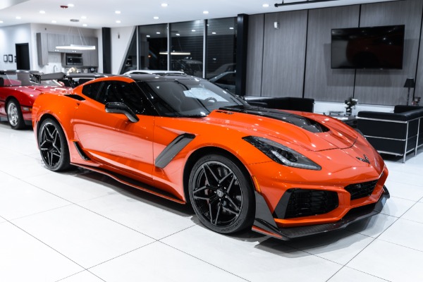 Used-2019-Chevrolet-Corvette-ZR1-3ZR-ZTK-Coupe-Sebring-Orange-Pkg-Only-300-Miles-LOADED