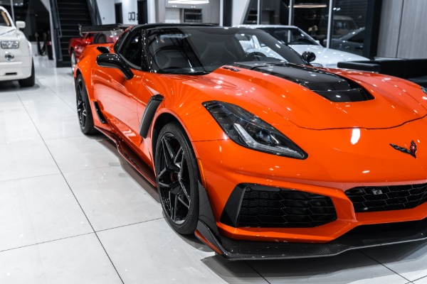 Used-2019-Chevrolet-Corvette-ZR1-3ZR-ZTK-Coupe-Sebring-Orange-Pkg-Only-300-Miles-LOADED