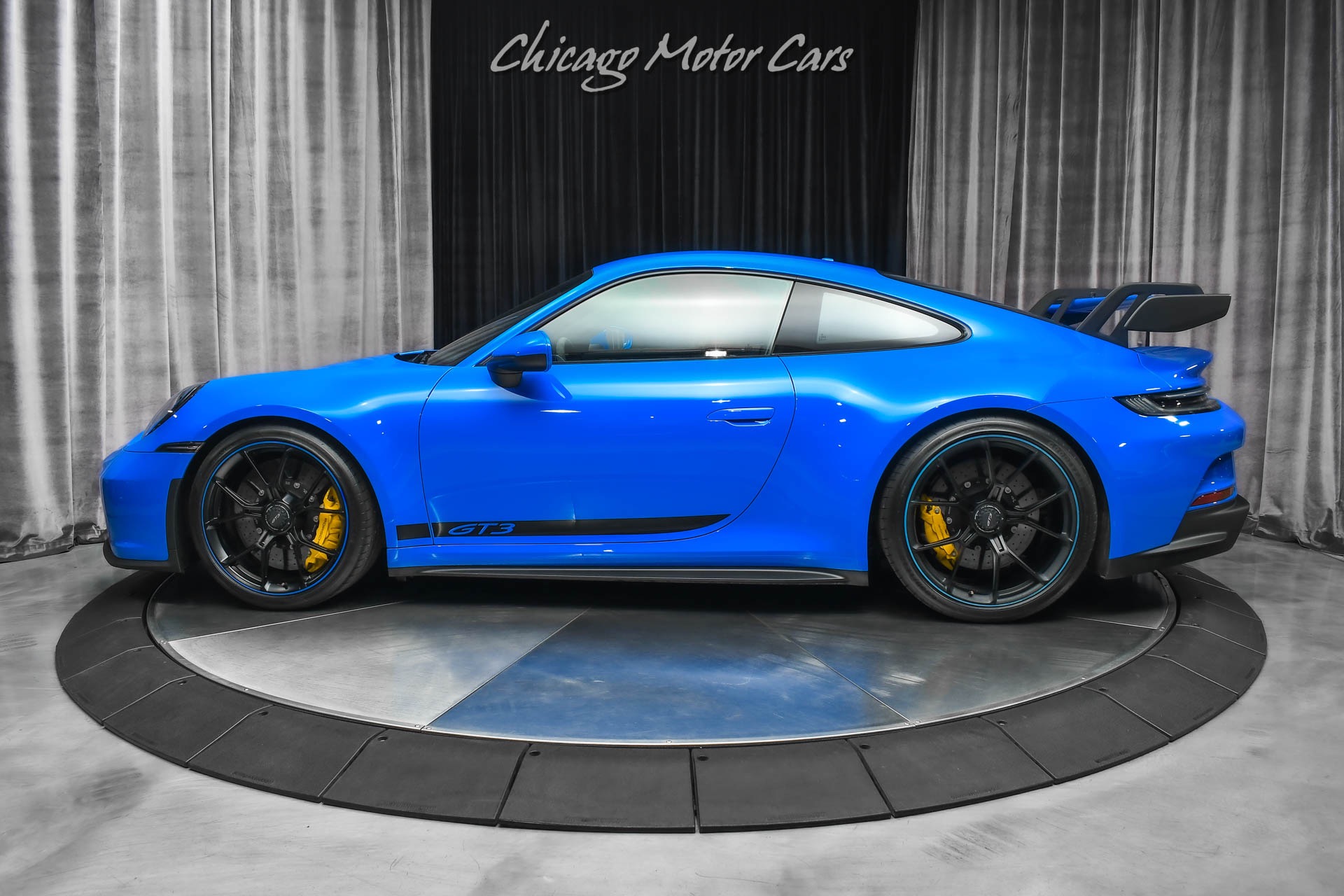 Used-2022-Porsche-911-GT3-6-Speed-Manual-PCCBs-Carbon-Bucket-Seats-Front-Lift-LOADED-Spec