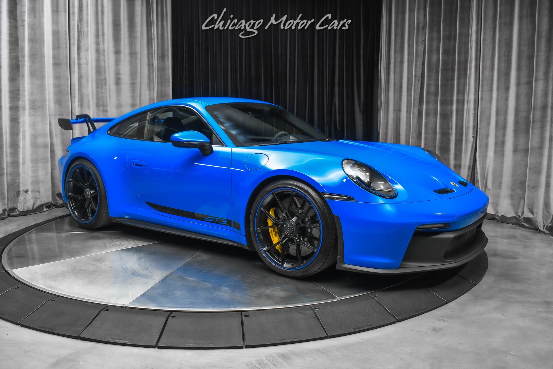 Used-2022-Porsche-911-GT3-6-Speed-Manual-PCCBs-Carbon-Bucket-Seats-Front-Lift-LOADED-Spec