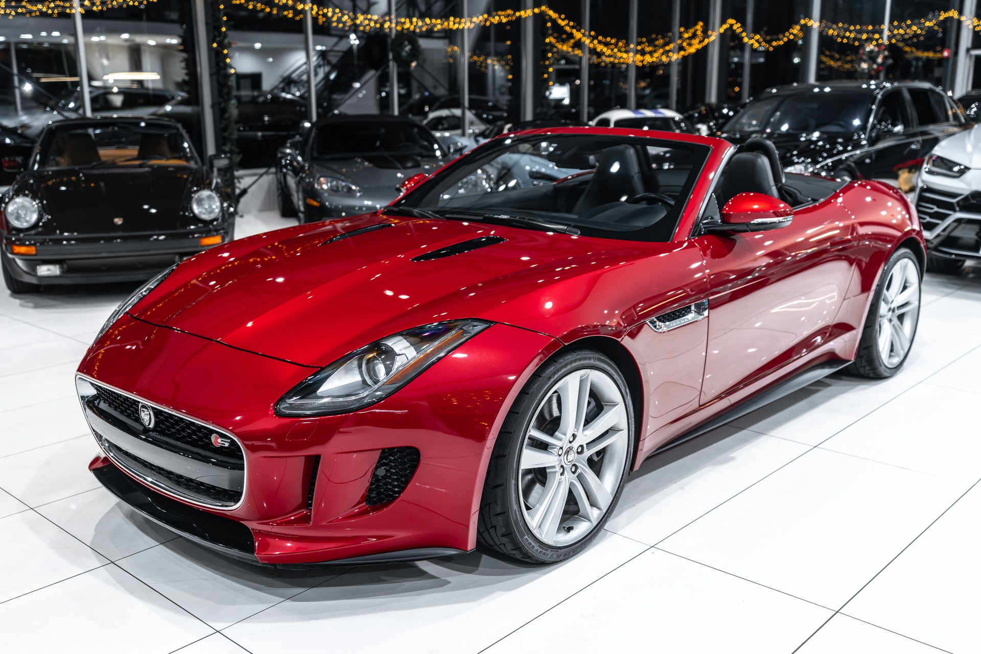 Used-2014-Jaguar-F-TYPE-V8-S-Convertible-Premium-Pack-Climate-Pack-GORGEOUS-Spec-Recent-Service