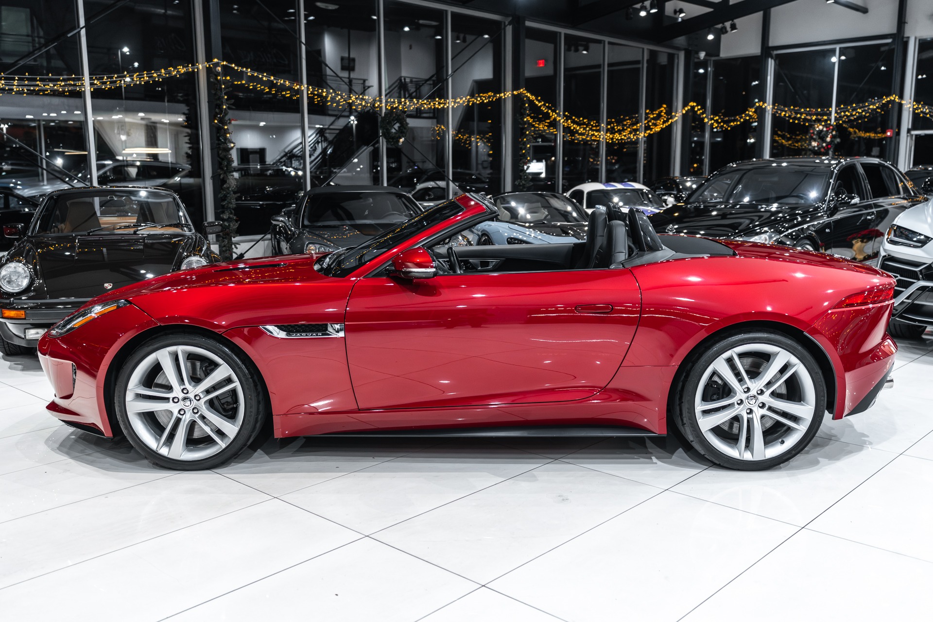 Used-2014-Jaguar-F-TYPE-V8-S-Convertible-Premium-Pack-Climate-Pack-GORGEOUS-Spec-Recent-Service