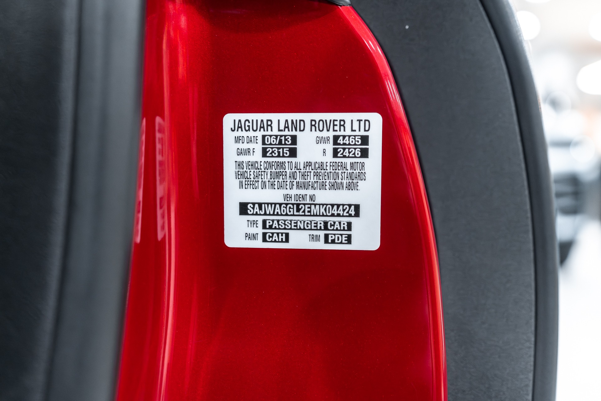 Used-2014-Jaguar-F-TYPE-V8-S-Convertible-Premium-Pack-Climate-Pack-GORGEOUS-Spec-Recent-Service